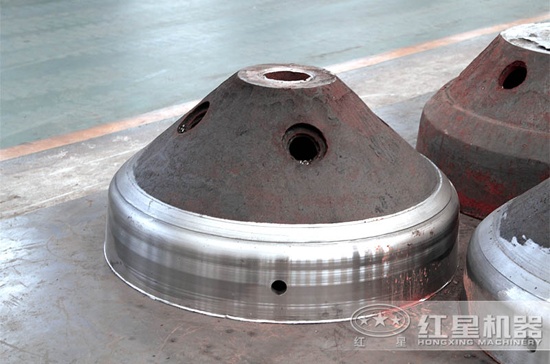 hp300圓錐破碎機(jī)每小時(shí)產(chǎn)多少噸？多少錢一臺？