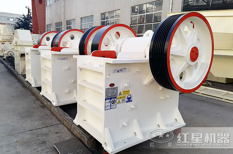 250x400破碎機(jī)一天生產(chǎn)多少？配多大電機(jī)？各項(xiàng)技術(shù)參數(shù)